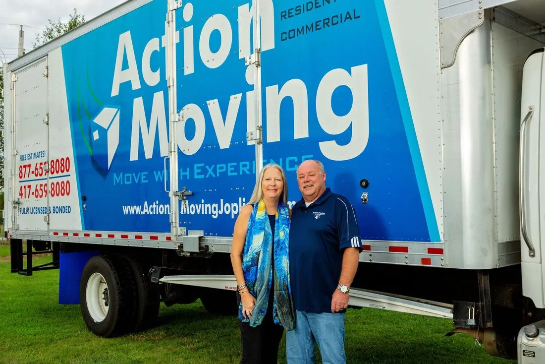 Action Moving logo